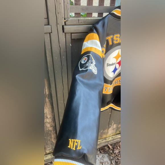 Pittsburgh Steelers Leather Jacket - Picture 3 of 5